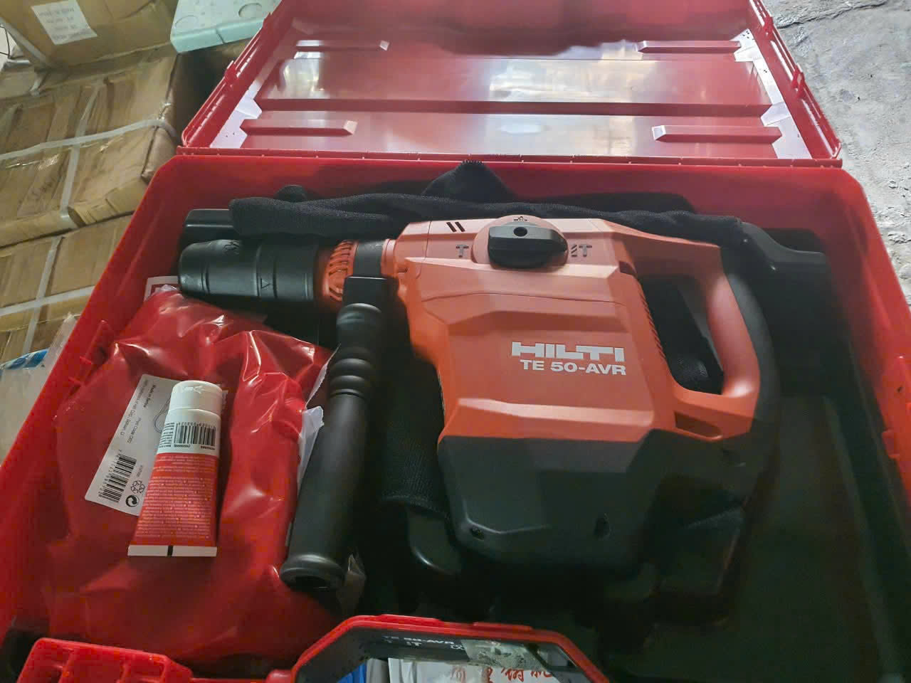 Máy khoan bê tông Hilti